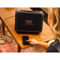 JBL BANDBOX TRIO – AI kitarski ojačevalnik in zvočnik JBL BANDBOX TRIO – AI kitarski ojačevalnik in zvočnik