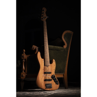 SOUNDSATION SPUR DELUXE 5 TNT 5 strunski bas kitara 